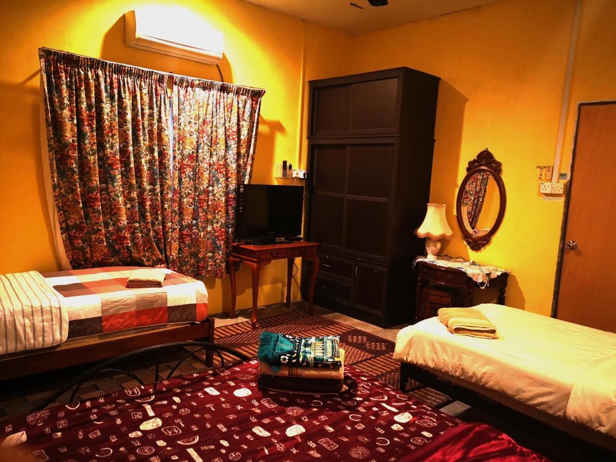 Oyo Home 90495 Homestay Kampung Kota Aur Sungai Petani Ngoại thất bức ảnh